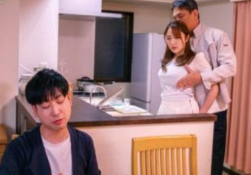 Em gái có chồng vẫn lẳng lơ với chú hàng xóm địt trộm