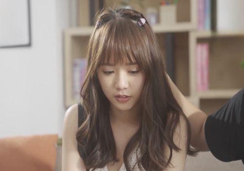 Gái teen mới lớn trông thật ngây thơ